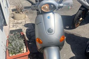 Vespa ET4 125
