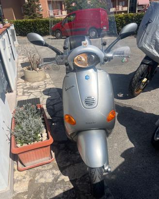 Vespa ET4 125