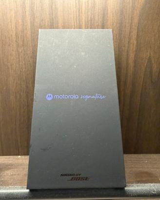 Motorola Signature (16/512GB, Tripla camera 50MP