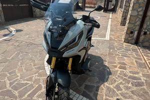 Honda XADV 750