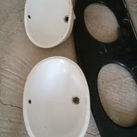 Piano in marmo con lavabi 