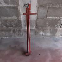 Cavalletto di ferro regolabile per dipingere, h150