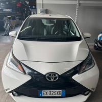 Toyota Aygo 1.0 VVT-i 69 CV 5 porte x-cool