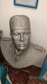 Busto Mussolini e profilo del Duce