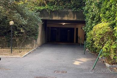 Box / Garage di 35 m² a Varese