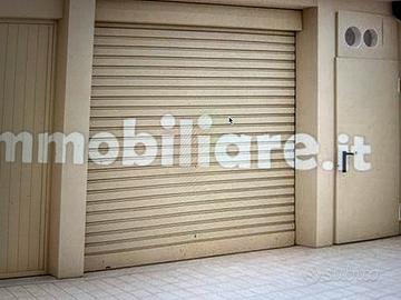 Garage 1 posto auto interno cortile