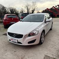Volvo V60 D3 Geartronic Summum