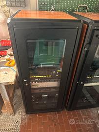 Rack audio per conferenze