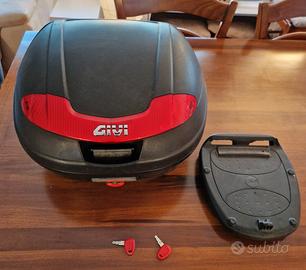 Bauletto GIVI 45L completo piastra e doppia chiave