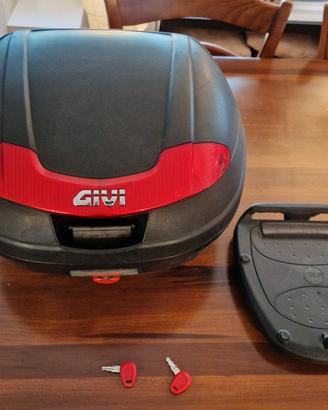 Bauletto GIVI completo piastra e doppia chiave