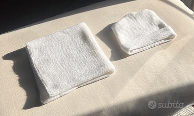 Berretto e scaldacollo