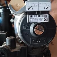 pompa per caldaie ariston