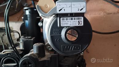 pompa per caldaie ariston