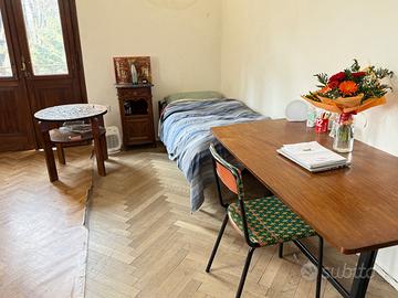 Studentessa per camera doppia