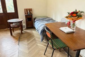 Studentessa per camera doppia