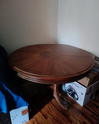 mobili e impianto stereo 