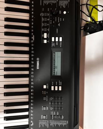 Tastiera Yamaha + sgabello in pelle
