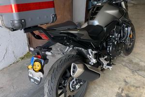 moto honda hornet 750