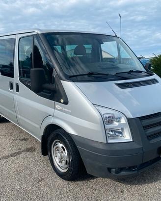 Ford Transit CUSTOM COMBI 9 POSTI