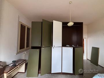 Armadio piarrotto anni 70 il fascino del vintage