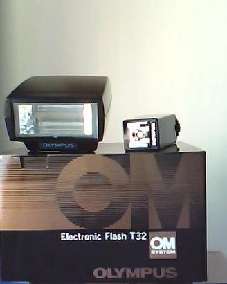 Flash olympus t 32 om system