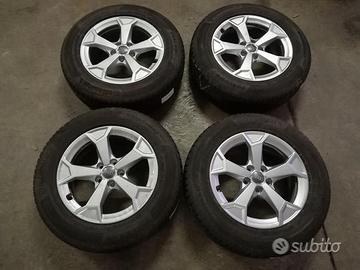 A220 - Pneumatici 215/65 R17 + cerchi Q3