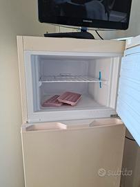 frigorifero SHARP nuovo