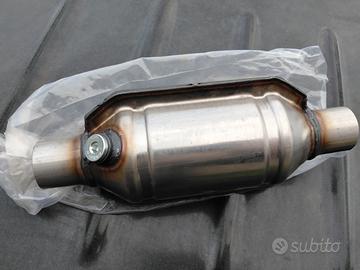 Catalizzatore universale per auto