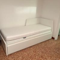 Letto IKEA Flekke, con secondo letto estraibile