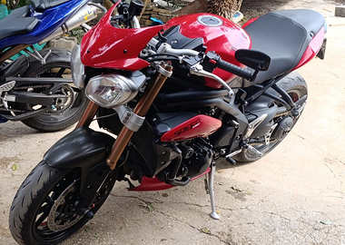 Triumph Speed triple