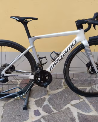 BICI CORSA MEGAMO PULSE 2024 Shimano 105 2x12