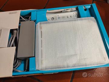 Console Nintendo Wii (vecchia generazione)