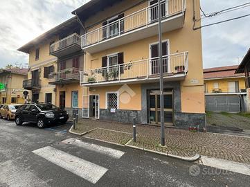 NEGOZIO A CIRIÈ