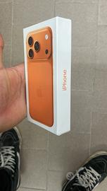 17 pro 256 gb nuovo mai acceso