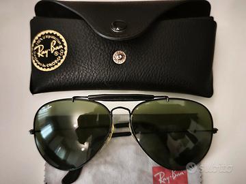 RayBan Aviator neri 
