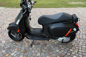 Vespa gts 300 hpe