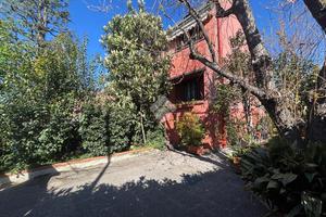 VILLA A SCHIERA D'ANGOLO A RHO