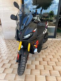 Aprilia SR 400 GT