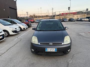Ford Fiesta 1.2 82CV 3 porte Titanium