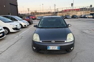 Ford Fiesta 1.2 82CV 3 porte Titanium