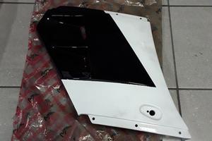 8130427 carena sx Aprilia AF1 125 bianco nera