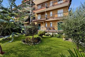 2 LOCALI A ANDORA
