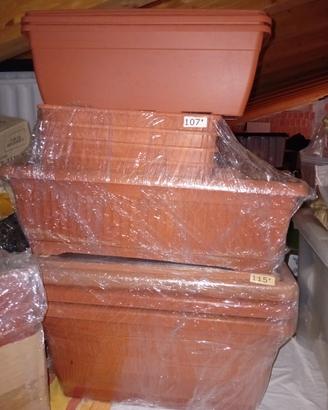 Vasi rettangolari in plastica di varie misure