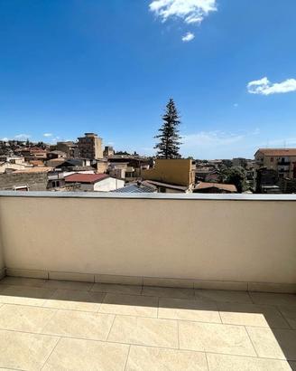 Sottotetto Terrazzo Posto Auto Nuova Costruzione Z