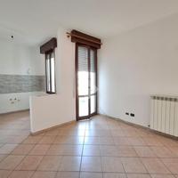 3 LOCALI A SAN GIORGIO PIACENTINO