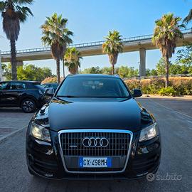 Audi Q5 quattro 2.0Tdi