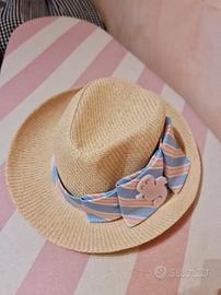 capello tipo borsalino di paglia 