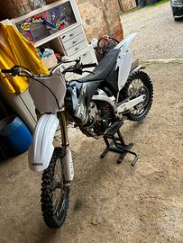 Yamaha yzf 250 cross