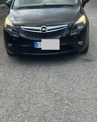 Opel Zafira Tourer