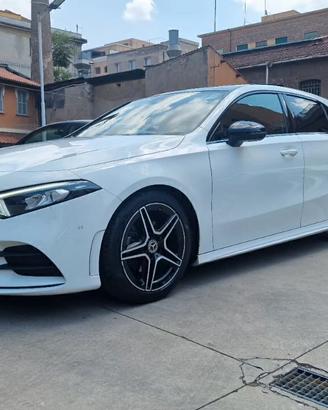 Mercedes A 200 Premium 7G-DCT ALLESTIM AMG